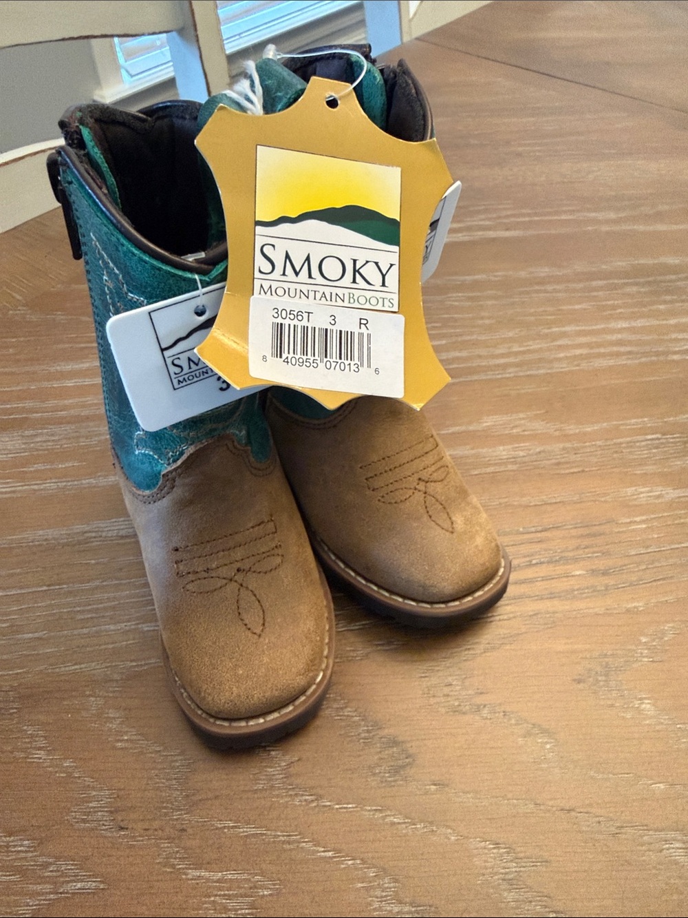 Smoky Mountain Kids' Brown and Teal Western Boots
